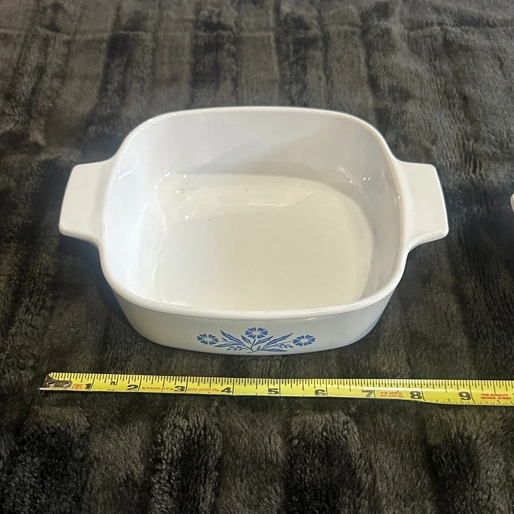Vintage set CorningWare White & Blue Floral Baking Dishes 1 quart & smaller one